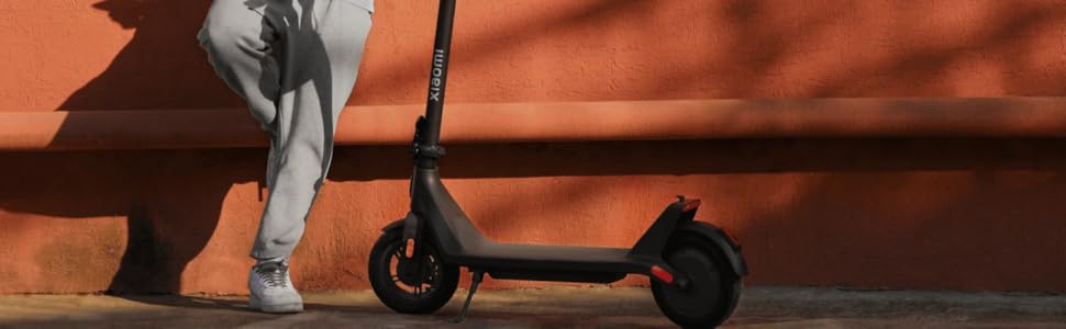 Xiaomi-Mi-Electric-Scooter-4-Lite-2nd-Gen-EU-BHR8052GL-Black-lrm53779